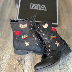 MIA Patches Combat Boots, Size 7.5